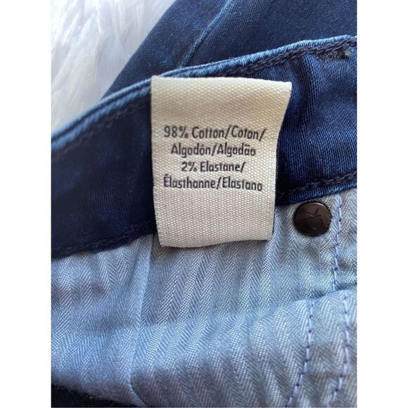 Calvin Klein SZ W28 L32 Women’s Dark Denim Factory Faded Straight Leg Je… - Picture 6 of 13
